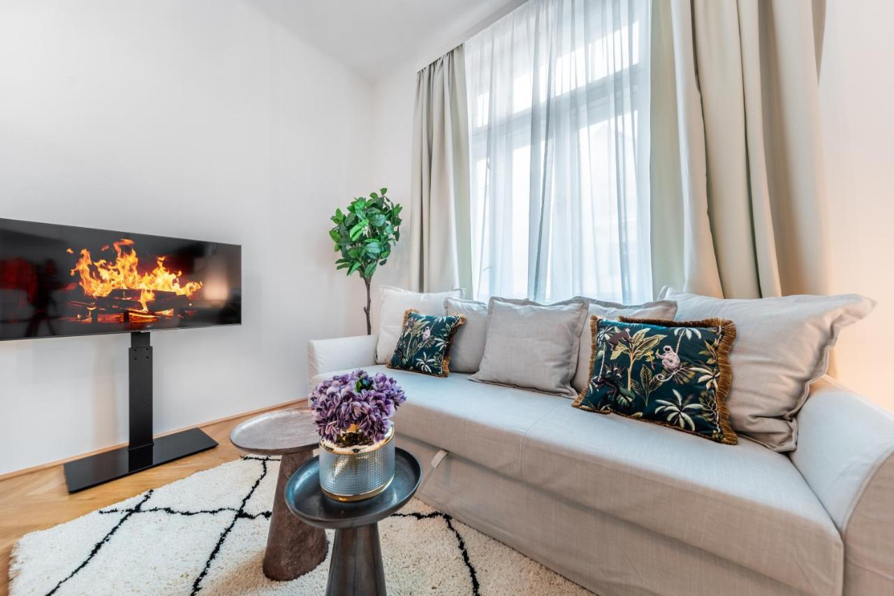 Smile Apartments Doebling Vienna Exterior photo